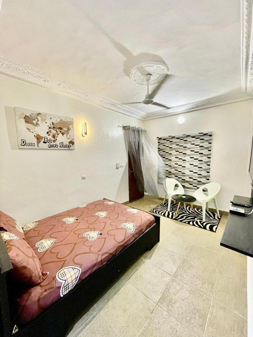 Dalil Apartment Cotonou Luaran gambar